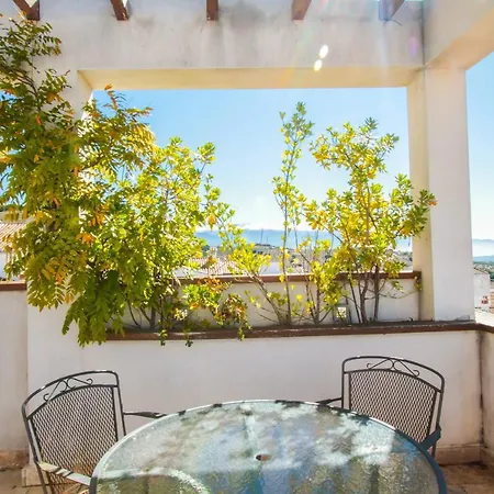 Turisticos Aguas De Lejlighedshotel Víznar