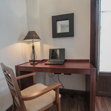 Turisticos Aguas De 3* Víznar