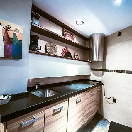 Turisticos Aguas De Víznar